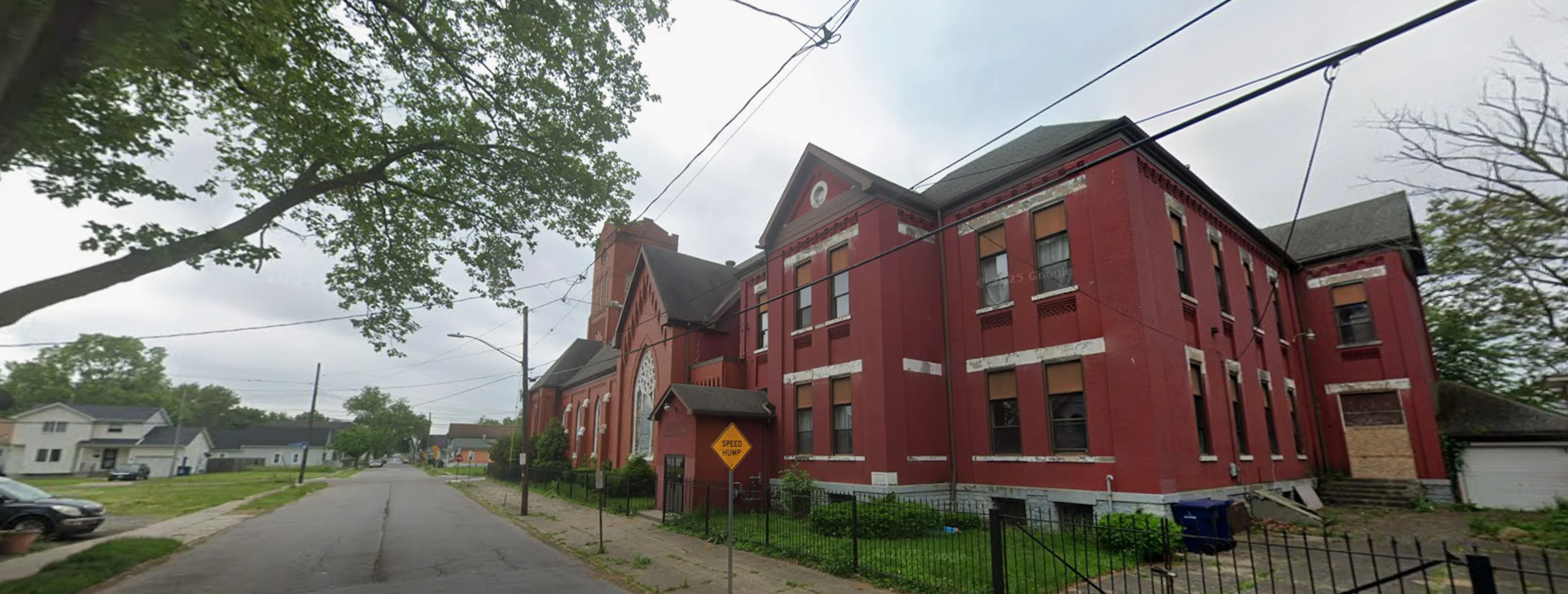 Exterior view of Masjid Al-Rahmah Buffalo building